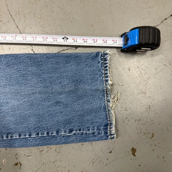 Vintage Levi's 501xx Original Fit Jeans Blue Distressed Denim 36 x 28 - Picture 6 of 9
